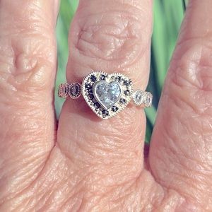 Ladies size 7 sterling and zirconia heart ring